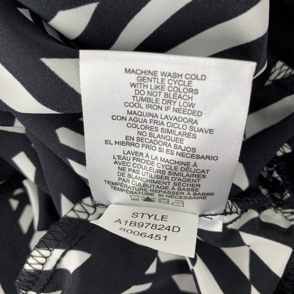 🎉Ellen Tracy Black/White Geometric Long Sleeve - Picture 6 of 6